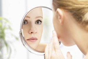 Bazı rahatsızlıklar cildinizden sinyal verebilir