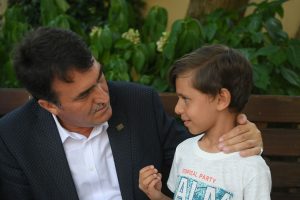 Bursa Osmangazi Belediye Başkanı Dündar, Demirkapı Mahallesi'ni ziyaret etti