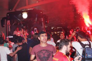 Galatasaray Ankara'da meşaleli karşılandı!