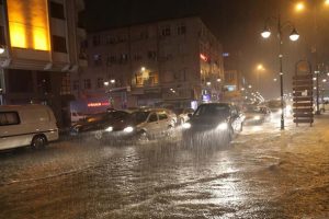 Rize ve Artvin için kuvvetli yağış uyarısı