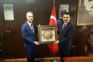 Başkan Taban, Bakan Pakdemirli'yi Bursa İnegöl Tarım Fuarına davet etti