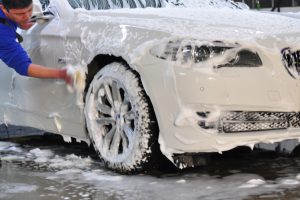 Bursa'da oto yıkamadan çalınan araçtan işletmeci sorumlu