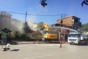 Bursa'da Şehreküstü bölgesinde yıkım