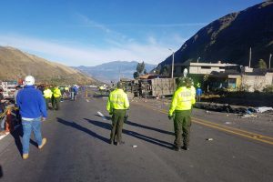 Ekvador'da korkunç kaza: 23 ölü, 14 yaralı