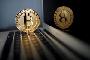 Bitcoin 6 bin doların altına geriledi