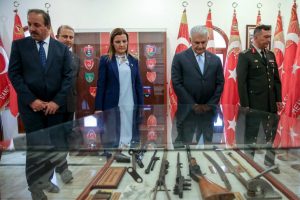 TBMM Başkanı Yıldırım, Kıbrıs Türk Barış Kuvvetleri Komutanlığında