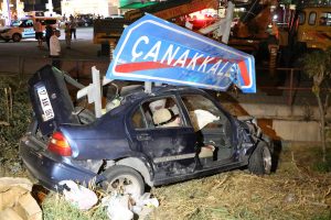 Çanakkale'de feci kaza: 1 ölü