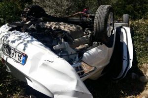 Korkunç kazada sürücü, eşi ve kızı öldü