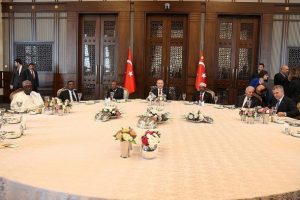 Erdoğan'dan yabancı devlet temsilcileri onuruna yemek
