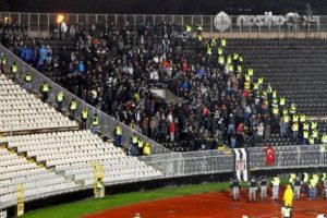 Partizan'a seyircisiz oynama cezası