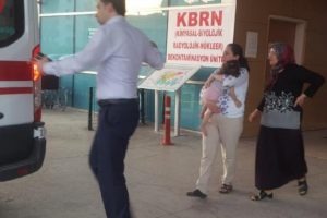 Bursa'da balkondan düşen çocuk ağır yaralandı