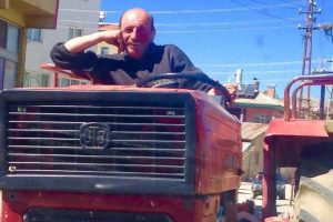 Traktörden düşen çiftçi hayatını kaybetti