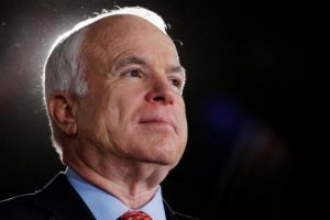 ABD'li Senatör John McCain hayatını kaybetti