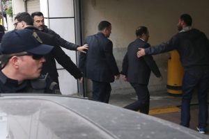'Yunanistan'a kaçan iki darbeci asker kayıp' iddiası