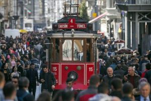 Beyoğlu Belediye Başkanı Demircan'dan eleştirilere yanıt: Araplaşmaya müdahale ediyorum