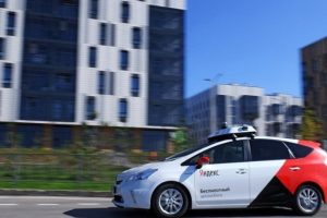 Avrupa'nın ilk şoförsüz taksi hizmeti Rus internet devinden