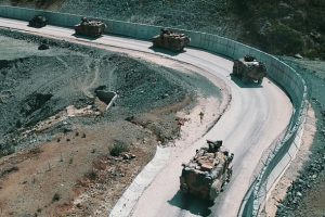 İdlib sınırına askeri sevkiyat sürüyor