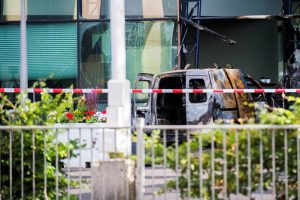 Hollanda'daki bıçaklı saldırının terör saldırısı olduğu açıklandı