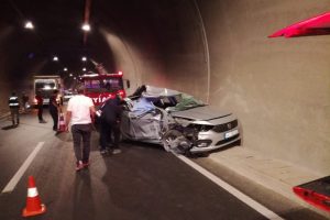 Tünelde feci kaza: 1 ölü, 2 yaralı