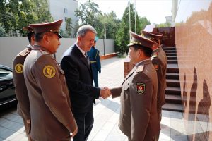Milli Savunma Bakanı Akar Kırgızistan'da&nbsp;