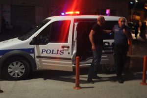 Bursa'da iki husumetli birbirini bıçakladı
