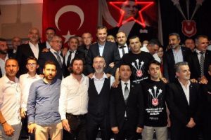 Beşiktaşlı derneklerden Fikret Orman'a destek açıklaması