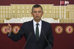 CHP'de hedef Ankara ve İstanbul