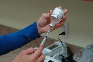 CHP zorunlu aşı teklifini TBMM'ye sundu