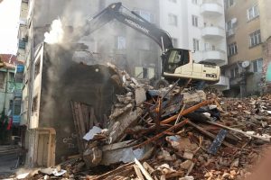 Bursa'da Gemlik kamulaştırılan binalarla nefes alıyor