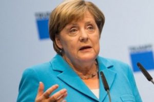 Merkel: Türkiye'nin zayıflamasına yol açacak bir harekette bulunursak...
