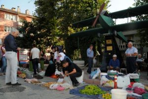 Bursa'nın 700 yıllık organik pazarına büyük ilgi