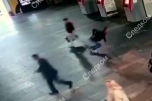 Tren istasyonunda saldırı: Ölü ve yaralılar var