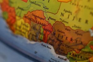 Nijer'e malzeme taşıyan 732 tır Benin'de mahsur kaldı