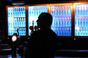 AK Parti'den itiraz: Sıcakta alkolün etkisi artıyor, değişik fikirler oluşturulabilir