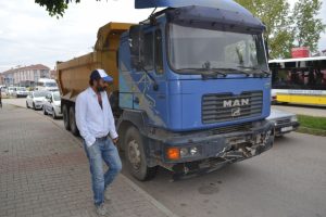 Bursa'da freni boşalan kamyon dehşeti
