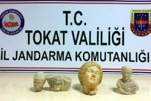 Tarihi eser operasyonu: 4 adet heykel ele ge&ccedil;irildi