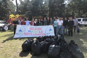 Bursa'da Dünya Çöp Toplama Gününde yayla temizliği