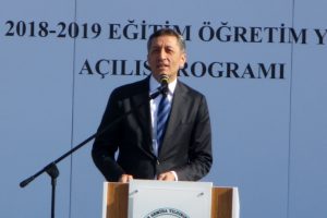 Milli Eğitim Bakanı Sel&ccedil;uk: "O c&uuml;mlenin &ouml;tesine gitmek durumundayız"