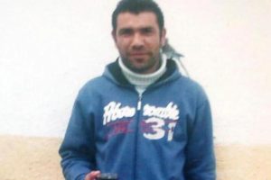 Cezaevinde yanarak &ouml;len abisinin attığı &ccedil;ığlıkları duyunca akli dengesi bozuldu