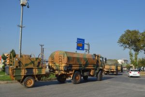 Sınır birliklerine sevkiyat s&uuml;r&uuml;yor