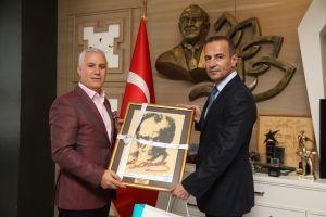 Bulgaristan Konsolosu'ndan Bursa Nil&uuml;fer Belediye Başkanı Bozbey'e ziyaret