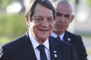 Rum lider Anastasiadis'ten m&uuml;zakere a&ccedil;ıklaması