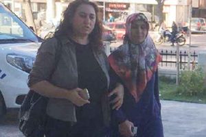 Kezzaplı saldırıya uğrayan anne ve &ccedil;ocukların tedavisi s&uuml;r&uuml;yor
