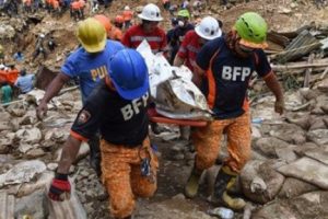 Filipinler'deki Mangkhut tayfununda &ouml;l&uuml; sayısı 81'e &ccedil;ıktı