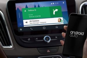 3 Otomobil devinden Android kararı!