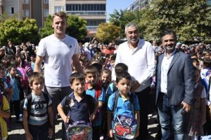 Samet Aybaba ve Ertuğrul Ersoy &ouml;ğrencilerle bir araya geldi