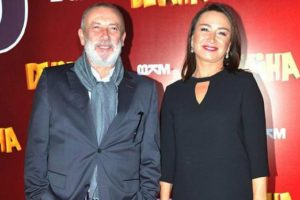 Evliliklerinin 19'uncu yılını kutladılar