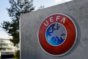 UEFA, Galatasaray'ın dosyasını yeniden incelemeye aldı