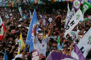 HDP'den muhalif kesimlerle işbirliği yapma kararı