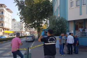 K&ouml;r kurşun astsubaya isabet etti